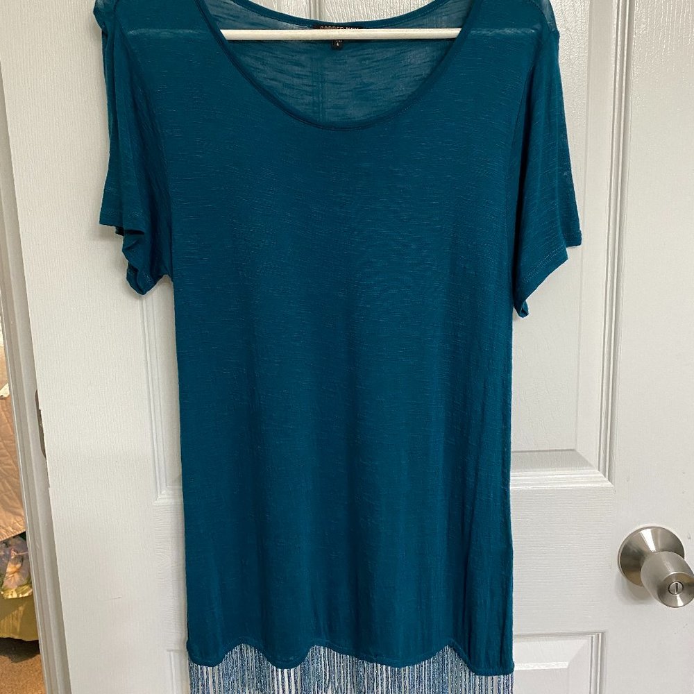 New Copper Key Semi sheer Pullover-Beaded Bottom-Sz Lg